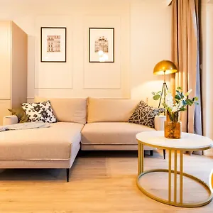 https://apartamentysnu-wola-tower-z-parkingiem.warsawhotelspoland.com